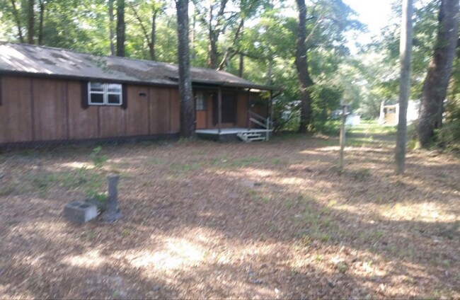 Building Photo - 2009 FL-81