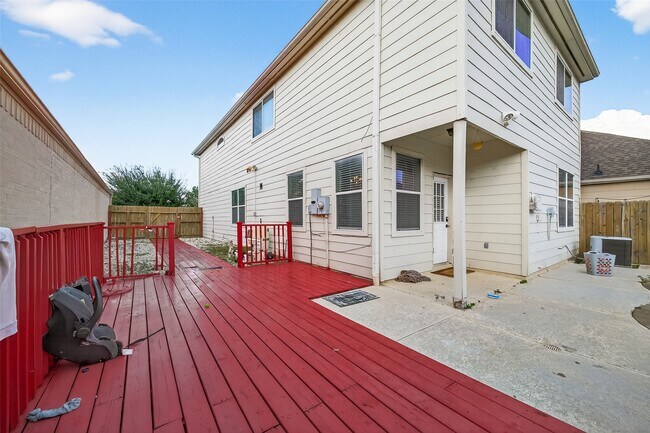 Building Photo - 12731 Heather Landing Ln