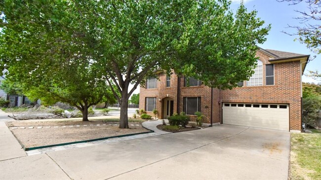 Primary Photo - 1300 Crocus Cove