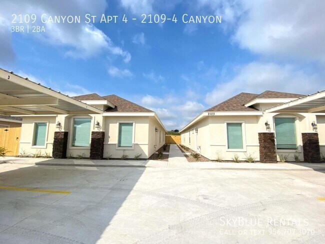 Building Photo - 2109 Canyon St