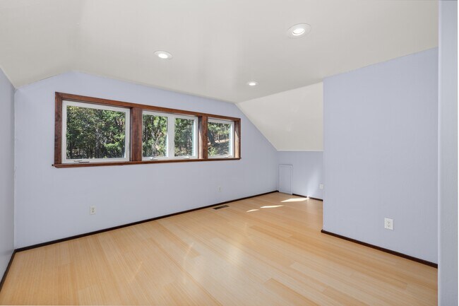 Building Photo - 1801 Wagon Trail Dr