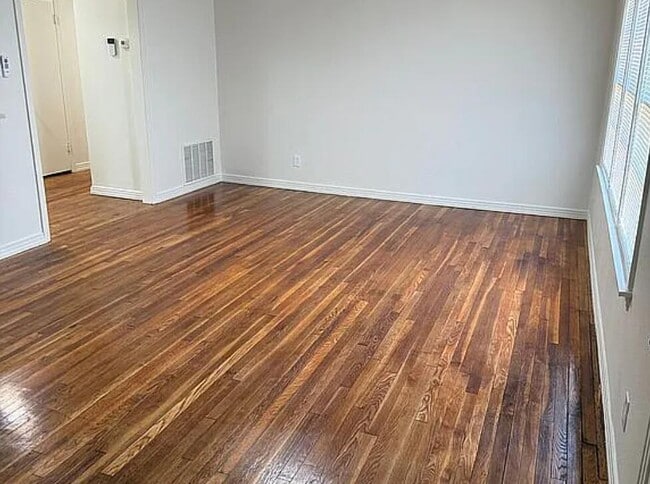 Building Photo - 3603 33rd St