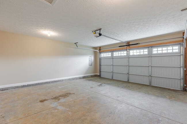 Building Photo - 307 Breckinridge Cir