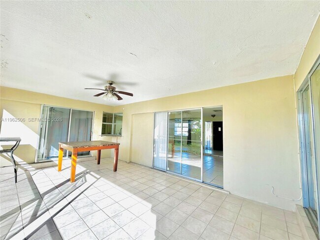 Building Photo - 6624 NW 2nd St