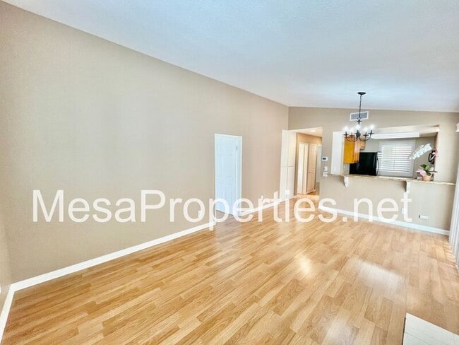 Building Photo - 4342 Ironwood Dr