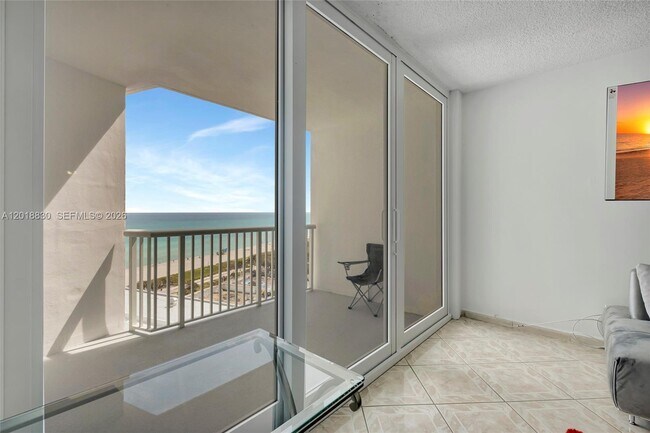 Building Photo - 5401 Collins Ave