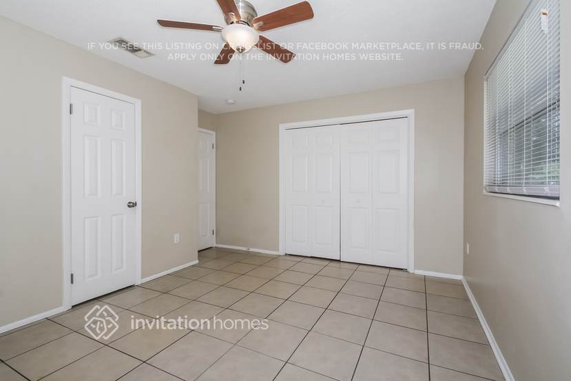 Building Photo - 3403 Cambridge Dr W