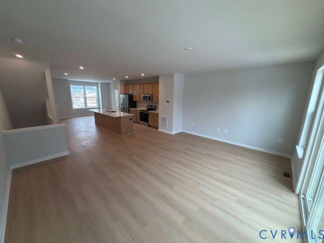 Building Photo - 449 Burden Dr