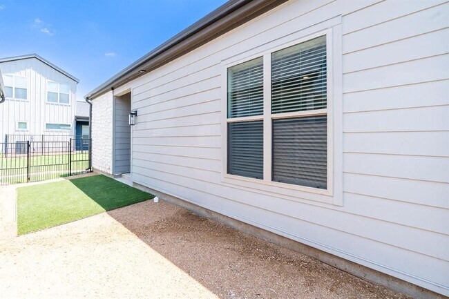 Building Photo - 1548 Soccer Dr