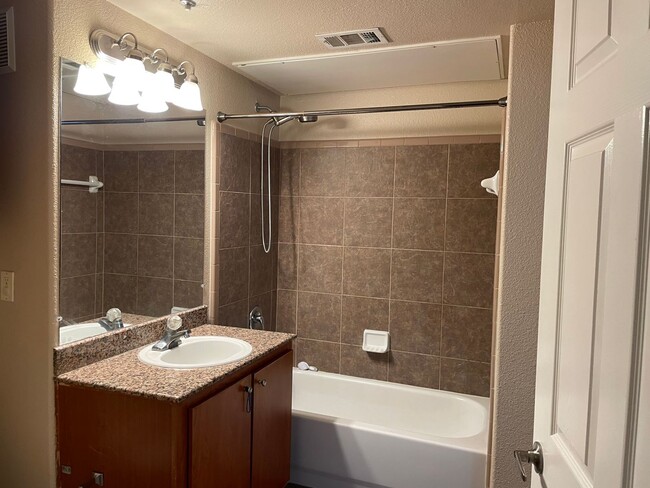 Building Photo - 8434 Walerga Rd