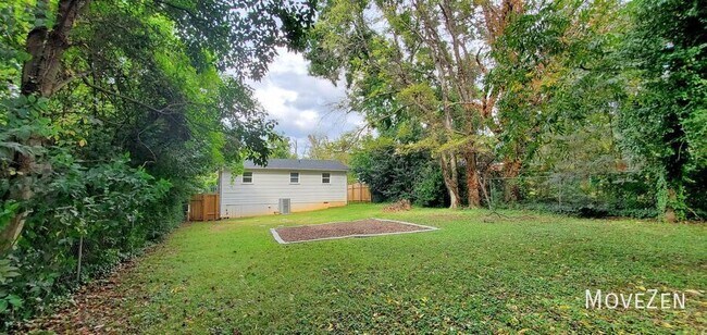 Building Photo - 2625 Booker Ave