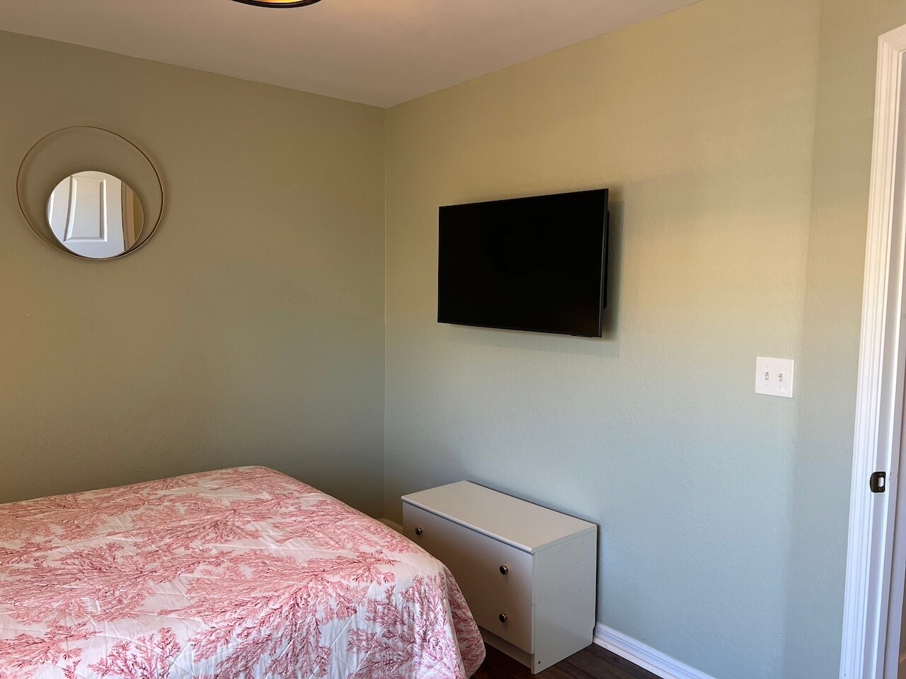 Second Bedroom - 1096 Woodshire Ln