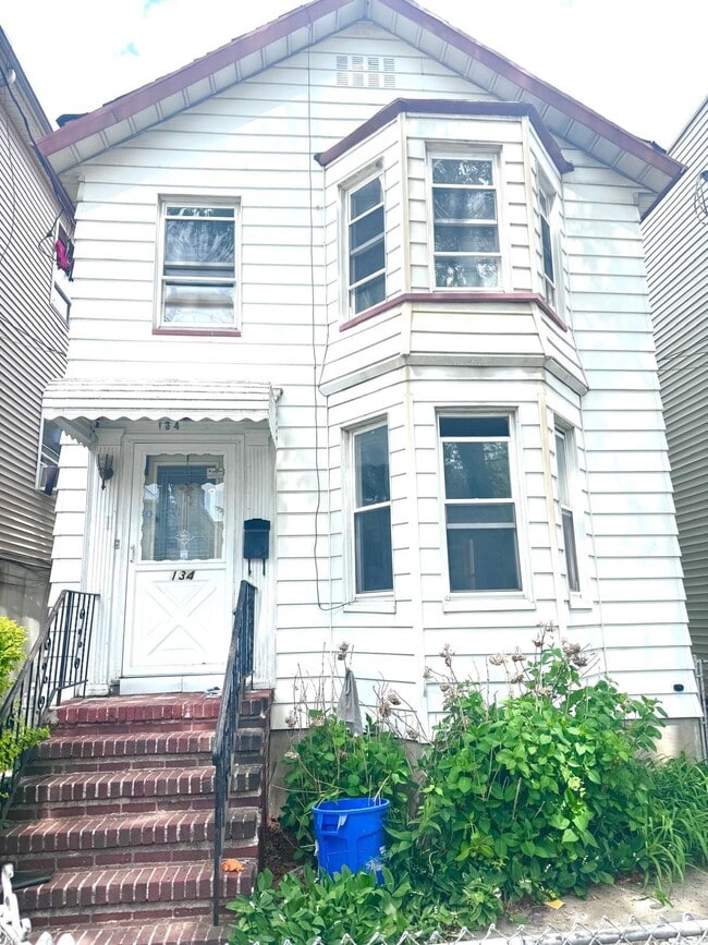 Building Photo - 134 Boyd Ave
