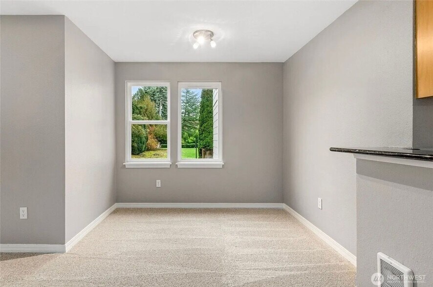 Building Photo - 20318 Bothell Everett Hwy