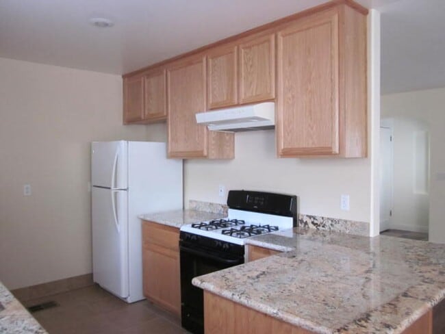 Building Photo - CHARMING 2-BEDROOM HOME IN VALLEJO