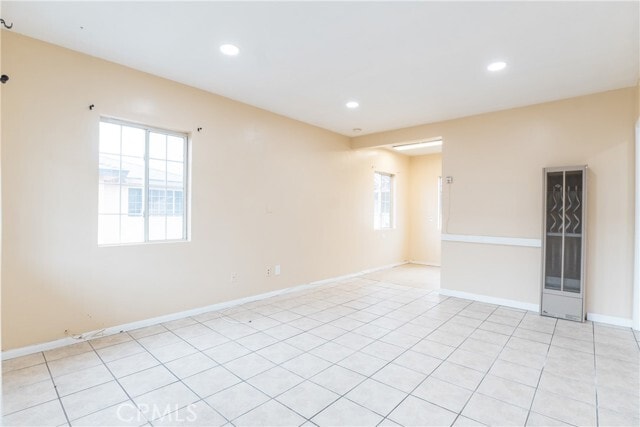 Building Photo - 921 Carob Way