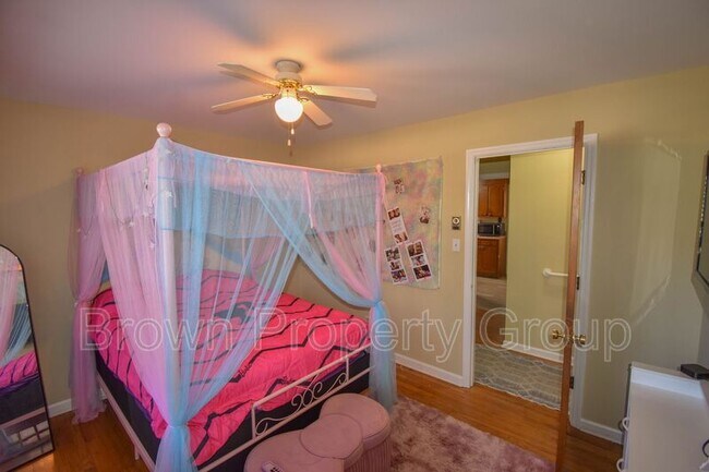 Building Photo - 1 Lee Ct