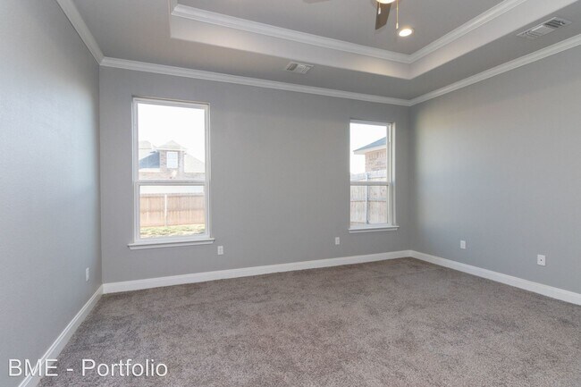 Building Photo - 4 br, 3 bath House - 9405 Kori