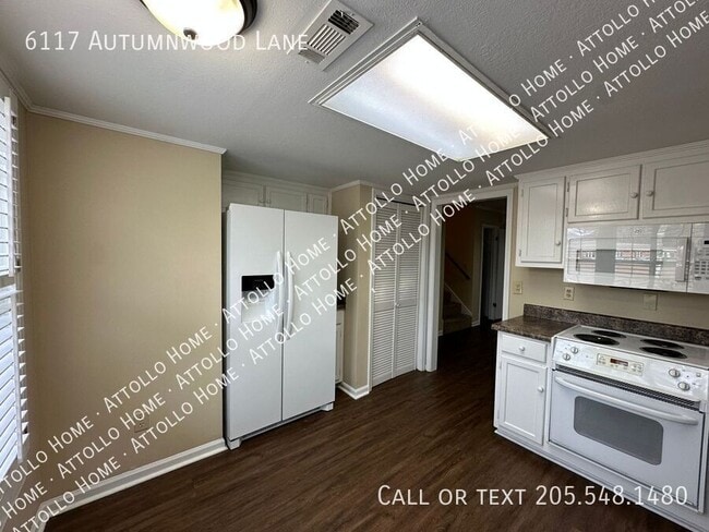 Building Photo - 6117 Autumnwood Ln