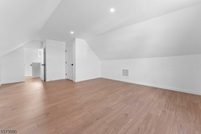 Building Photo - 65 Anderson St