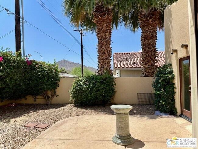 Building Photo - 51220 Avenida Velasco