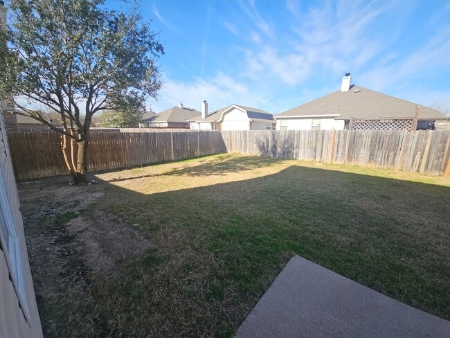 Building Photo - Beautiful 2 Story Home in Wakefield Heights-Burleson with Community Pool