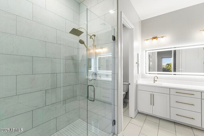 Building Photo - 11086 W Hadley St