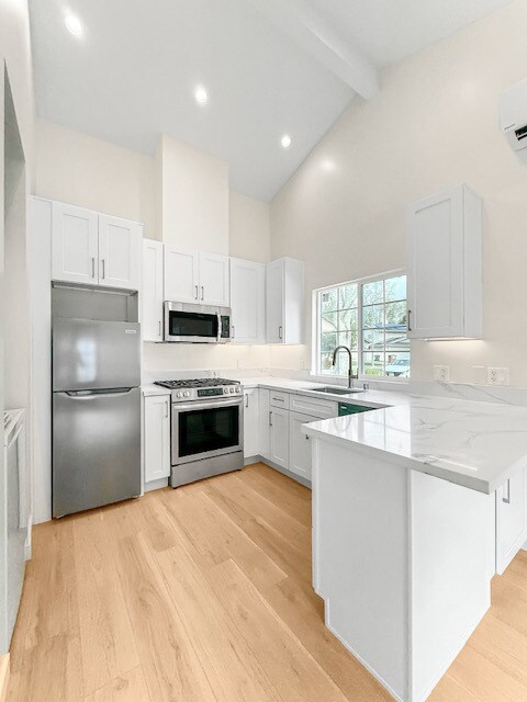 Building Photo - 23328 Weller Pl
