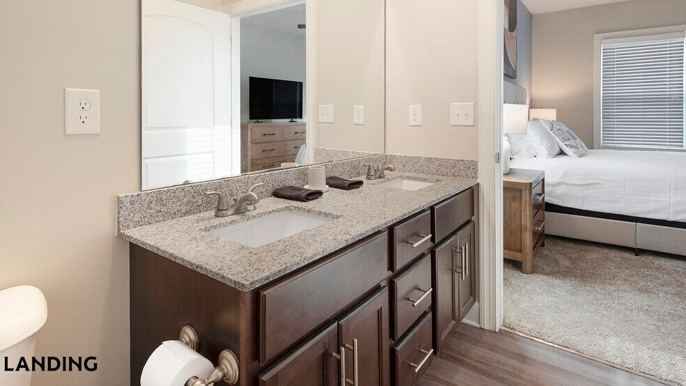 Building Photo - 3000 Daventry Cir