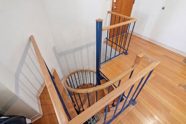 Building Photo - Amazing 2 bed in Fenway.... Close to NEU