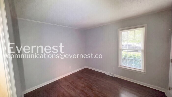 Building Photo - 4821 Delivau Dr