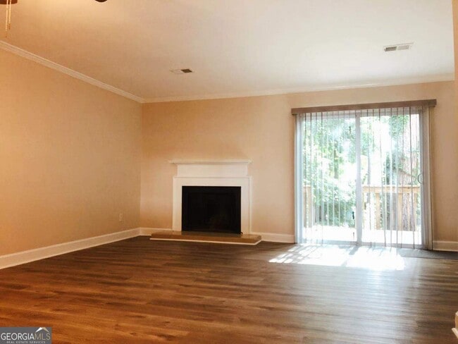 Building Photo - 1819 Cumberland Valley Pl SE