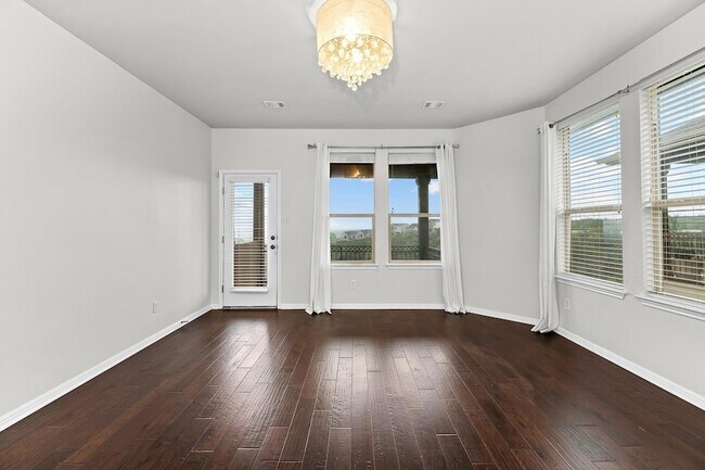 Building Photo - 9621 Solana Vista Loop