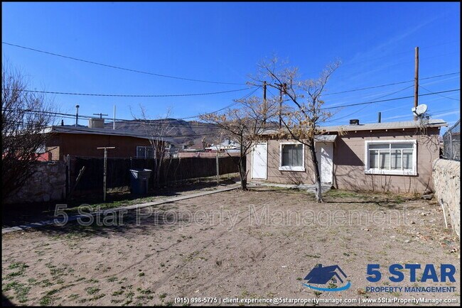 Building Photo - 3519 Douglas Ave