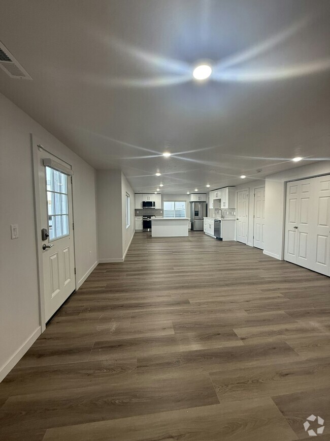 Building Photo - 2482 N Paintbrush Dr