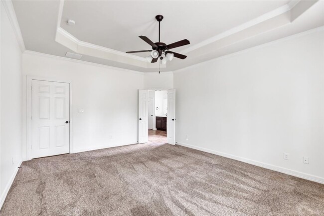 Building Photo - 630 Carriage View Ln