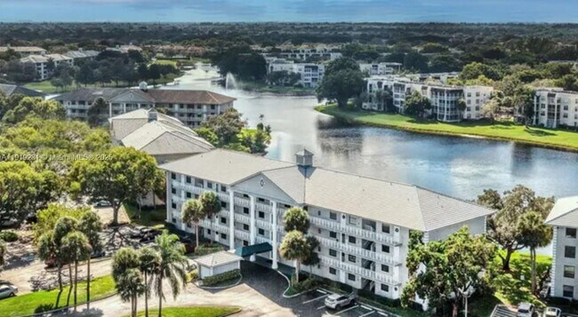 Building Photo - 1522 Whitehall Dr