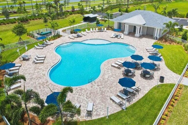 Building Photo - 10437 SW Captiva Dr