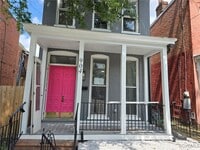 Building Photo - 904 W Clay St