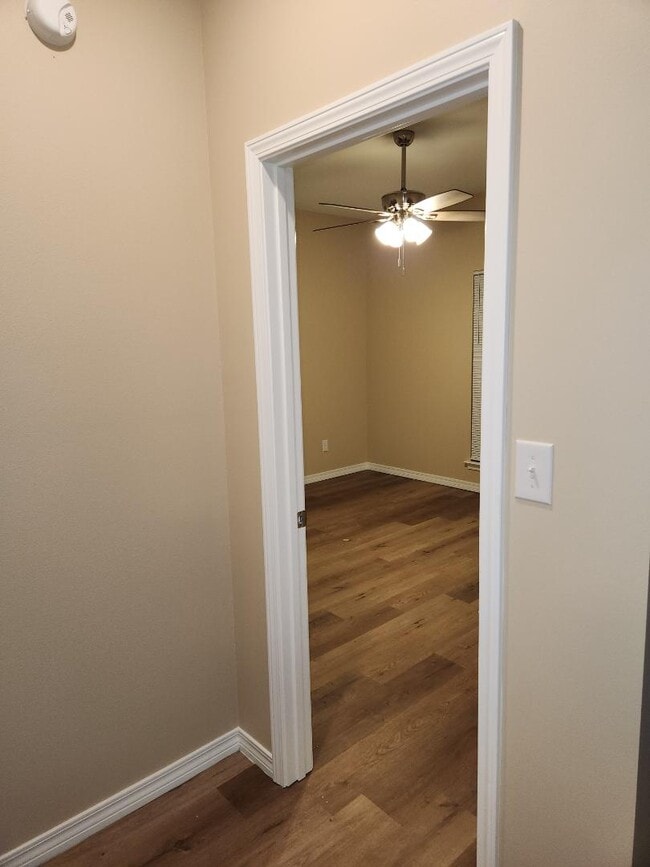 Building Photo - 4925 Catahoula Dr