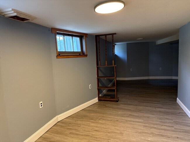 Building Photo - 7th street triplex