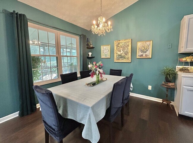 Building Photo - Beautiful 3 bedroom-plus bonus room-2 bath for rent!