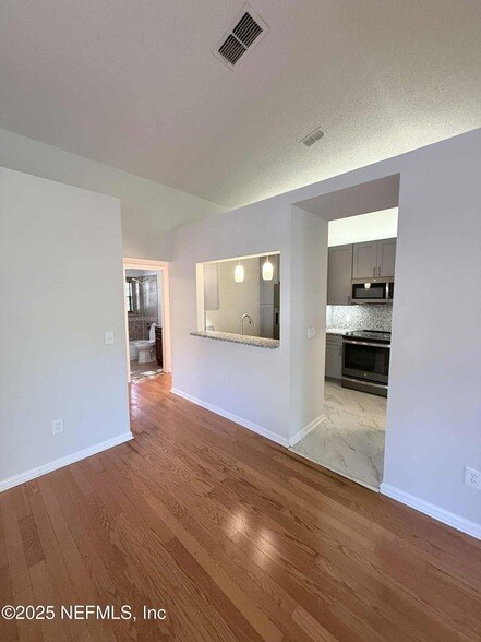 Building Photo - 8715 Belle Rive Blvd