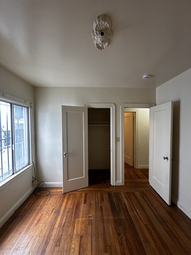 Building Photo - 8106 Holly St