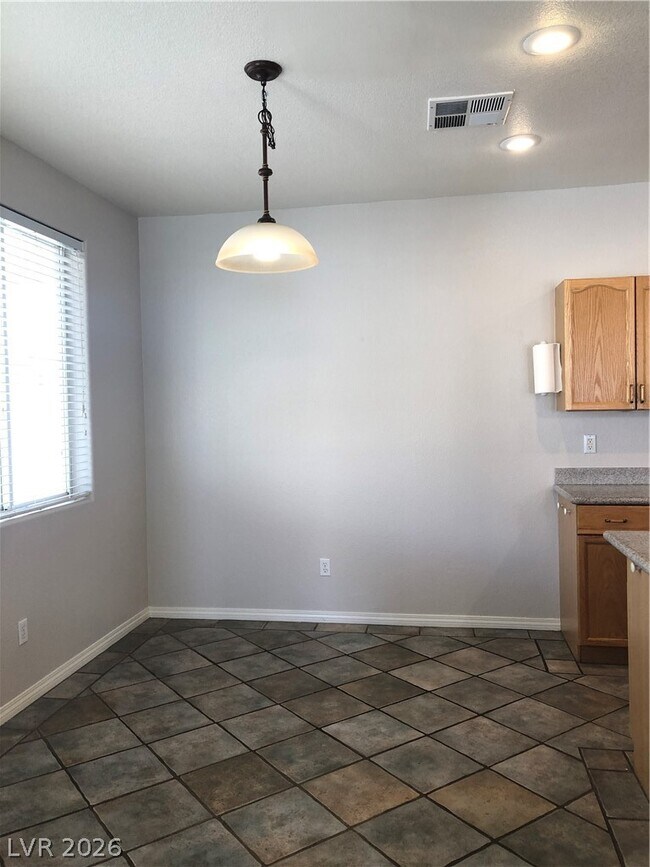 Building Photo - 7204 Buglehorn St