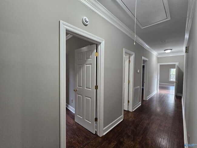 Building Photo - 102 Fred Atkinson Rd