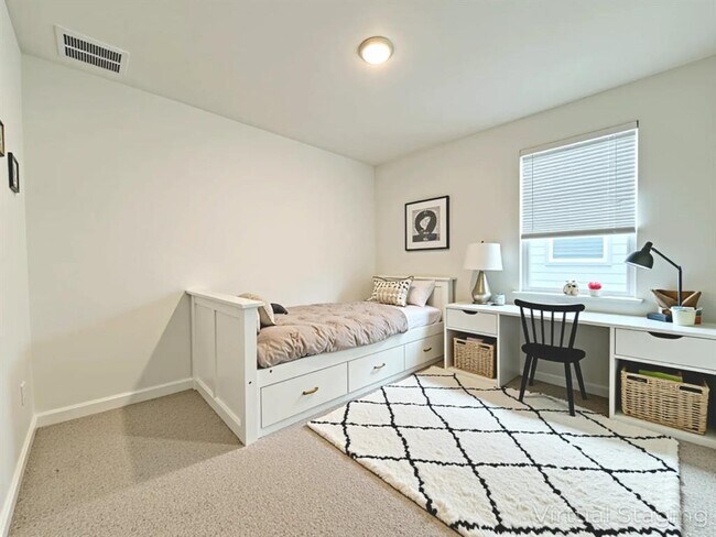 Building Photo - 3013 Louris Ln