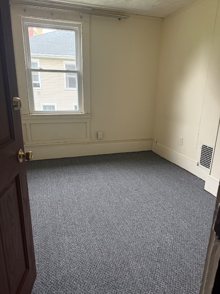 Building Photo - 502 S Pugh St