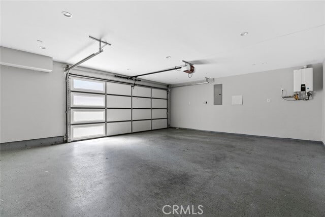 Building Photo - 14438 Tiara St