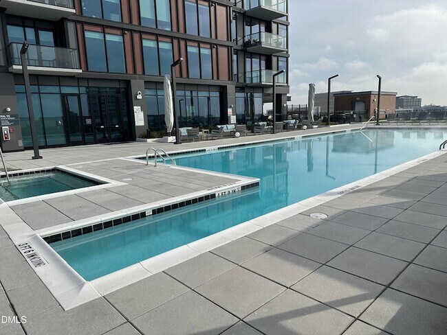 Building Photo - 115 Morris St